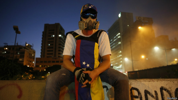 140221081017_venezuela_protesto_altamira_624x351_reuters